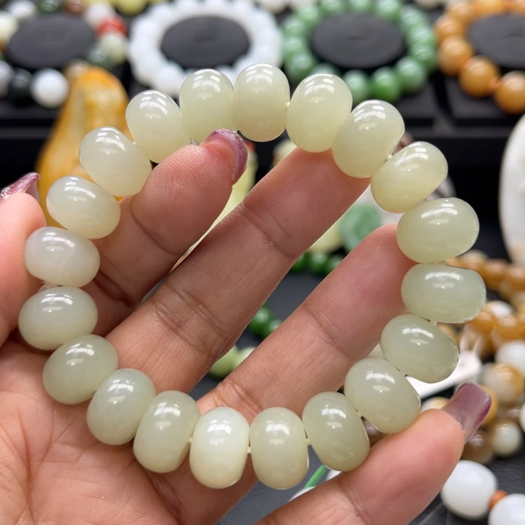 和田玉手串未镶嵌