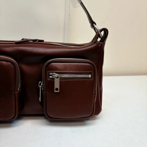 57124 韩版MSW麻薯家，大号深棕色牛皮斜背包，尺寸：32x17x13cm