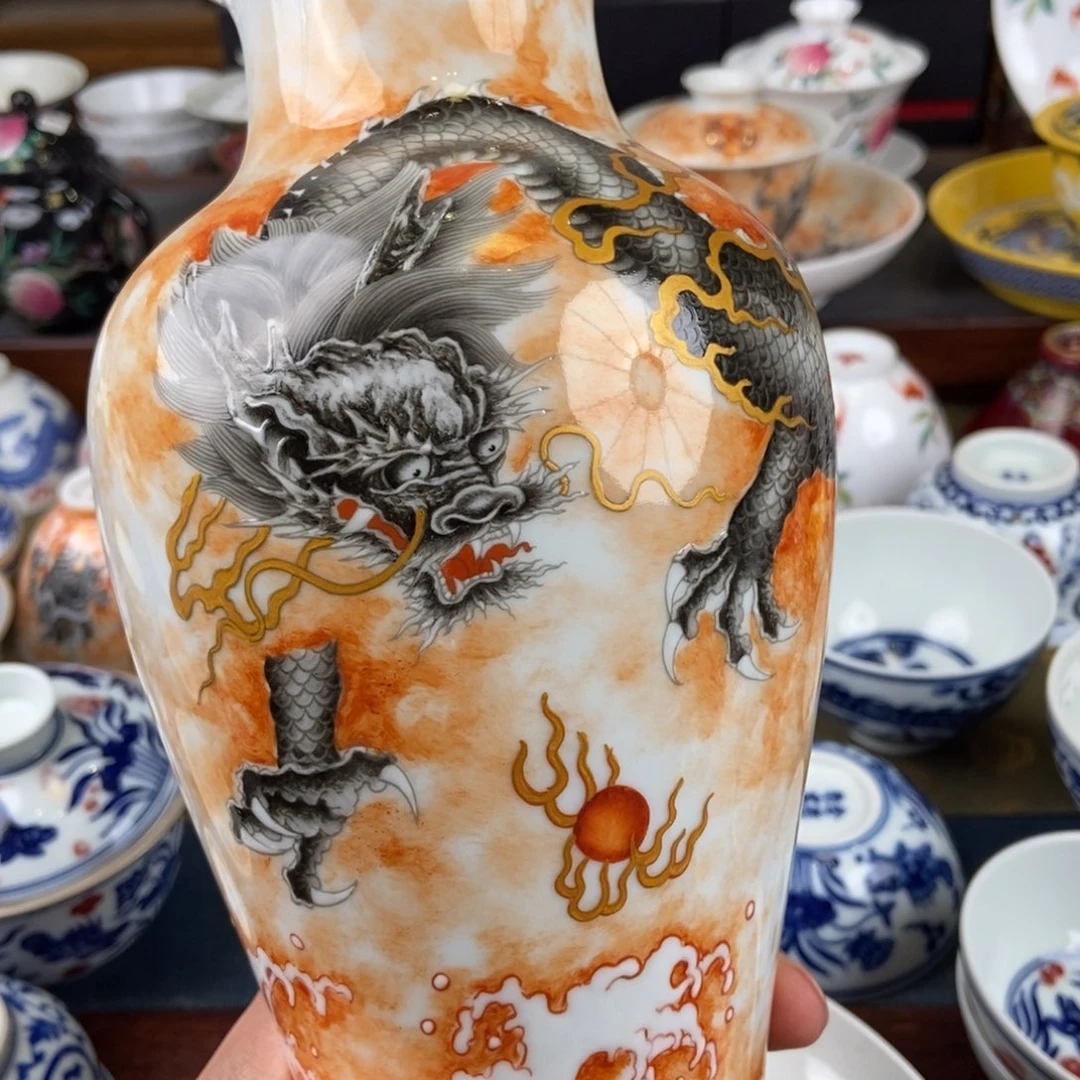 陶瓷艺术家的作品是一种