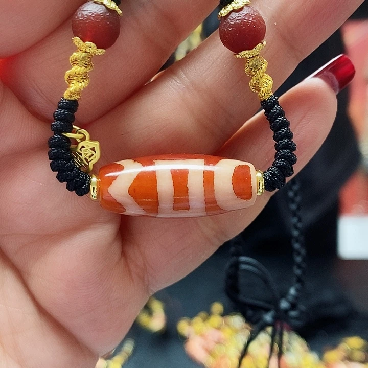 玛瑙/玉髓颈饰合金