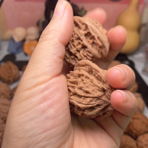 霸***哥吊坠文玩核桃楼子