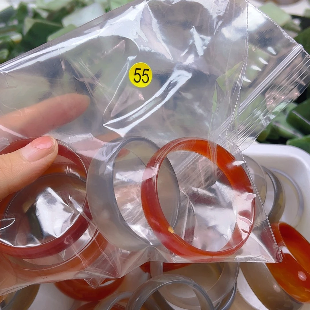 和田玉（糖玉）未镶嵌珠宝半成品刘**桃