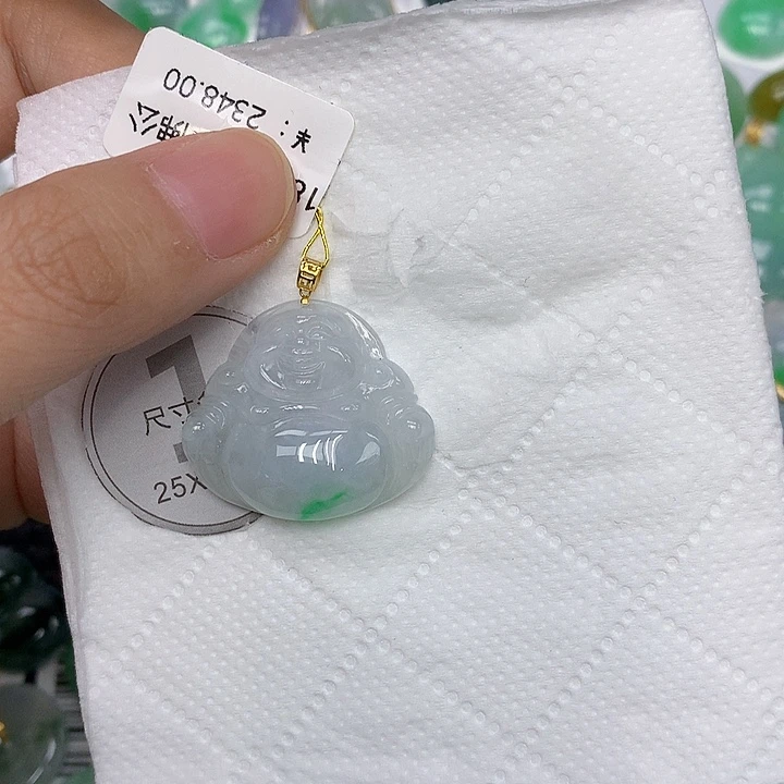 颈饰18K金镶嵌翡翠