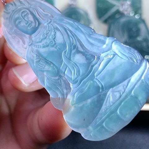 【闪购商品】翡翠颈饰18K金镶嵌天然翡翠