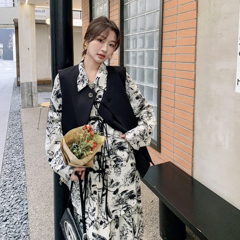 新中式水墨画碎花洋装女春秋新款国风套装裙三件套衬衫裙秋季裙子