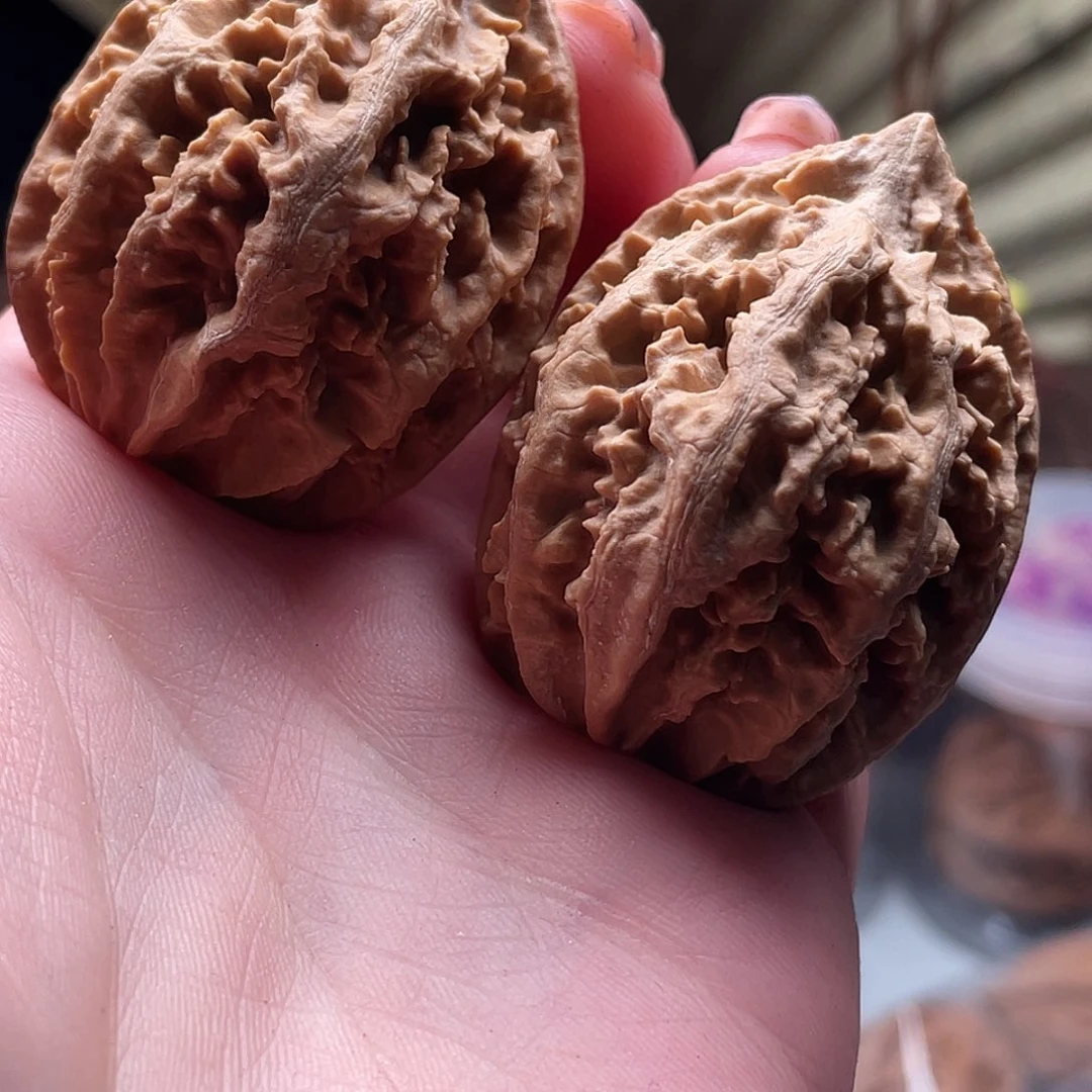 文玩核桃把件楸刀鱼74