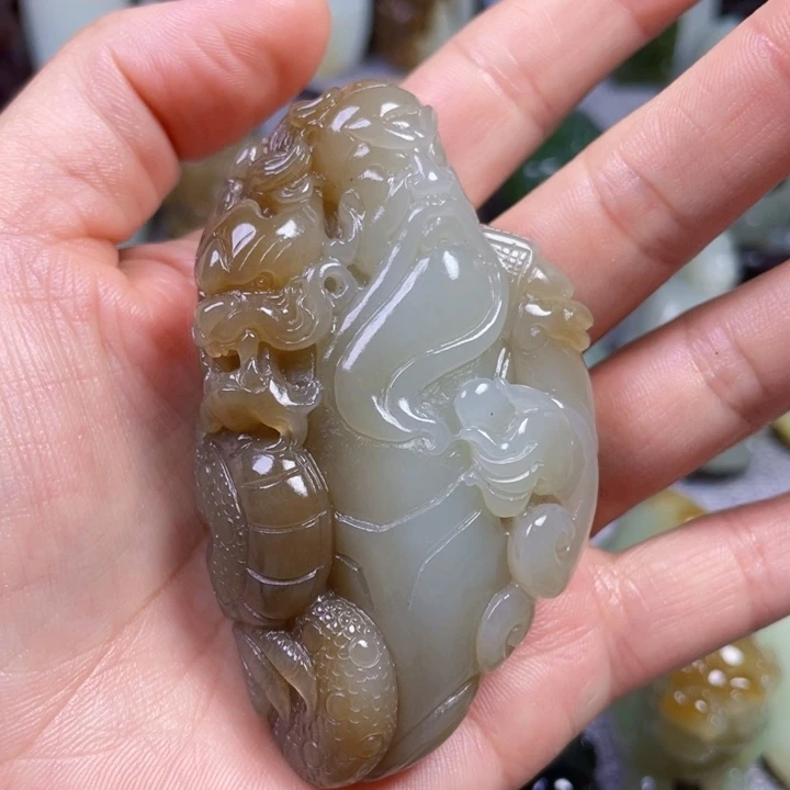 未镶嵌和田玉挂件