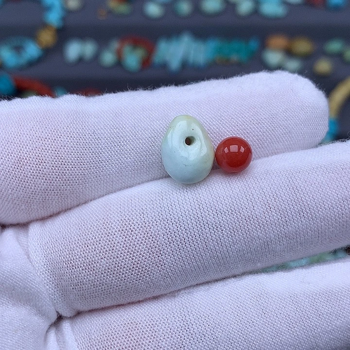 南红玛瑙未镶嵌珠宝奇石