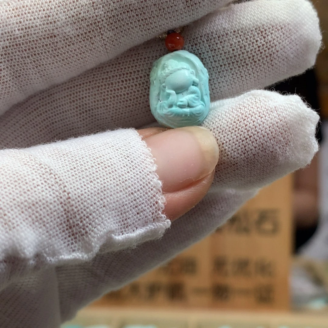 绿松石未镶嵌挂件