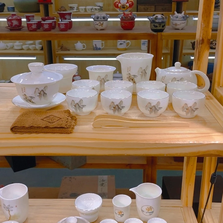 不止羊脂玉瓷茶具组