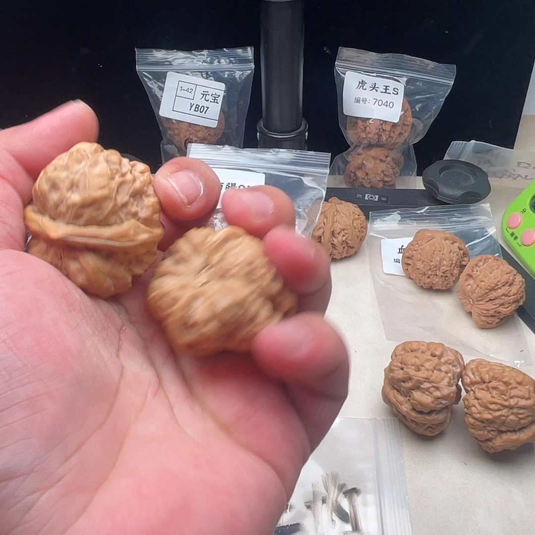 W***n文玩核桃把件蛤蟆头福利