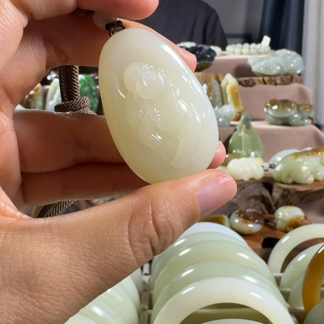 和田玉（糖玉）未镶嵌手链