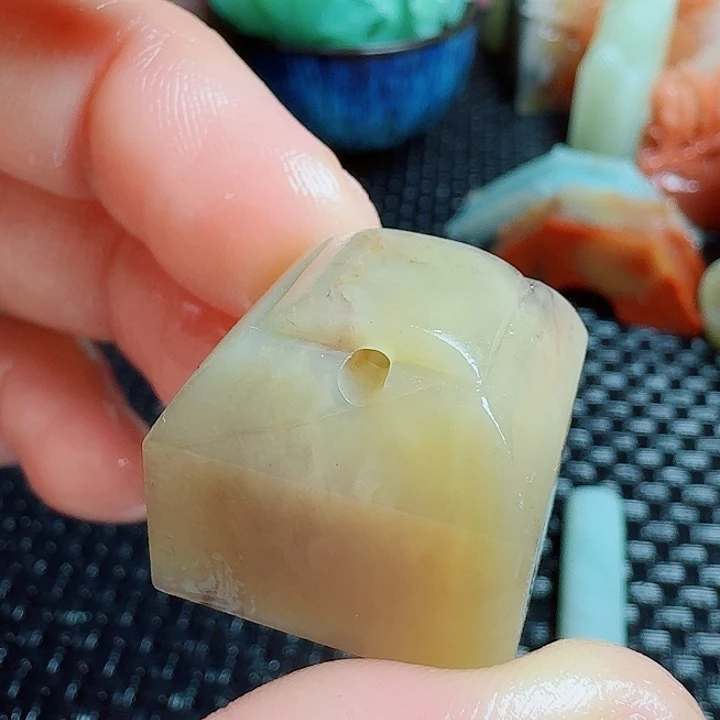 青田石真真正正章