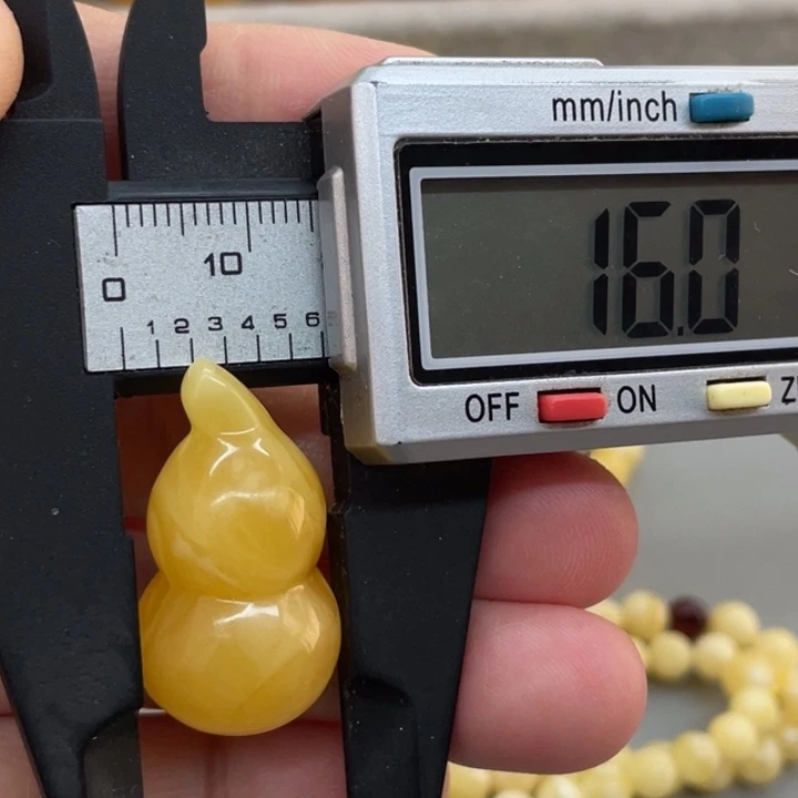 琥珀未镶嵌裸石蜜蜡