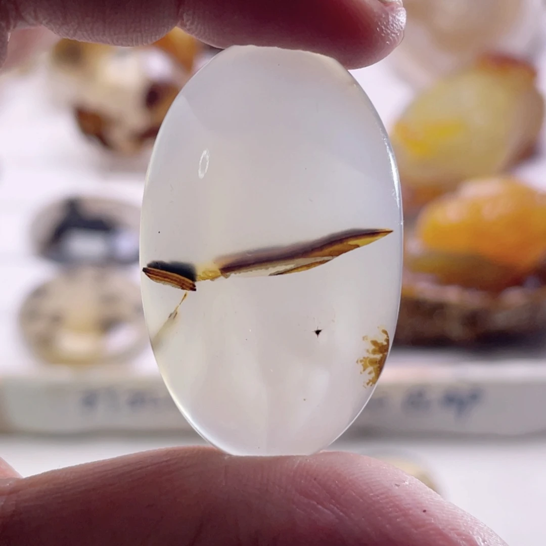 玛瑙/玉髓未镶嵌珠宝奇石