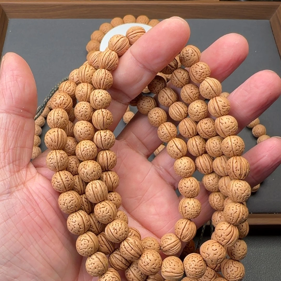 顺***。吊坠桃核1.0尺寸脖挂117颗