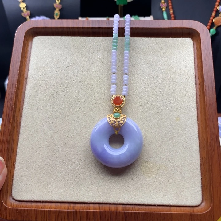 翡翠颈饰未镶嵌紫翡甜甜圈