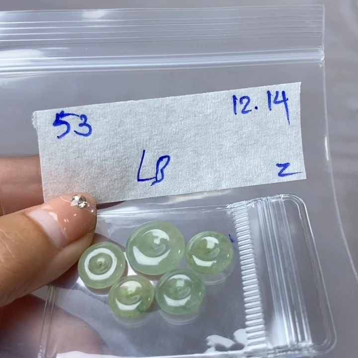 定制翡翠未镶嵌不退