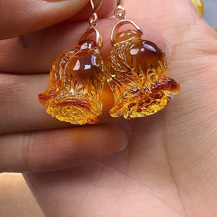 蜜蜡未镶嵌珠宝奇石