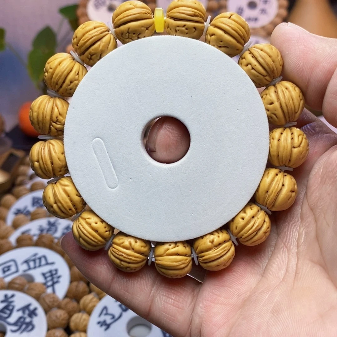 【闪购商品】T****o桃核雕刻手串手链