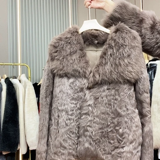 L****I托斯卡纳皮毛一体微瑕