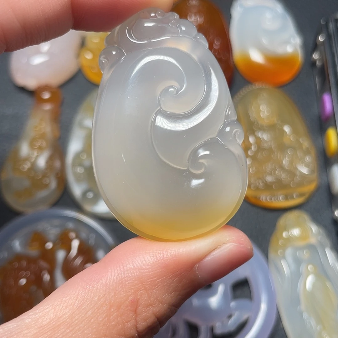 未镶嵌颈饰玛瑙/玉髓