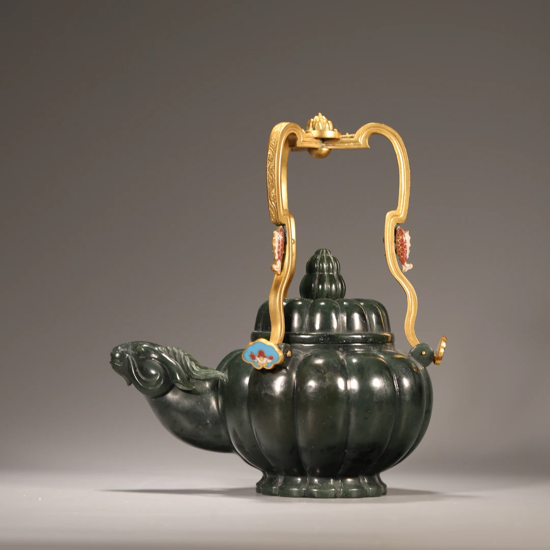 HY28 清代 和田碧玉羊首提梁壶