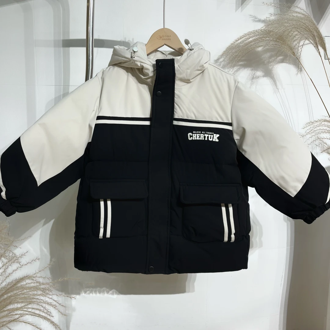 男童冬季夹棉休闲时尚冲锋衣童装外套+品质童装