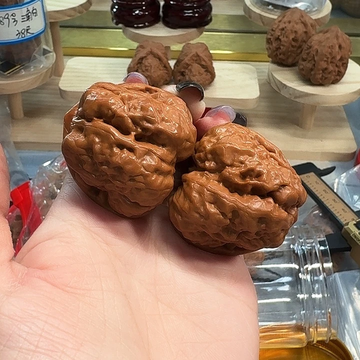 桃核吊坠蛤蟆头41尺