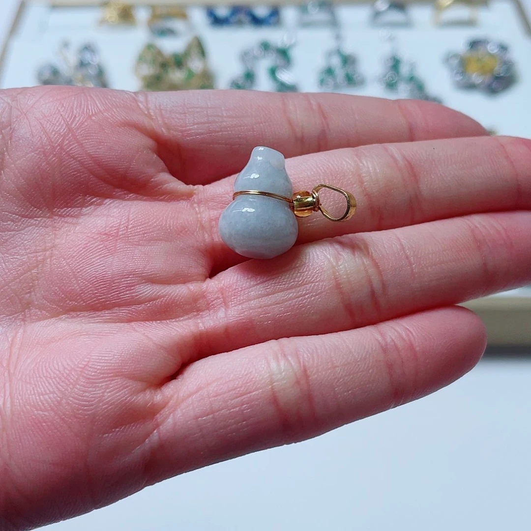 翡翠未镶嵌颈饰111111111