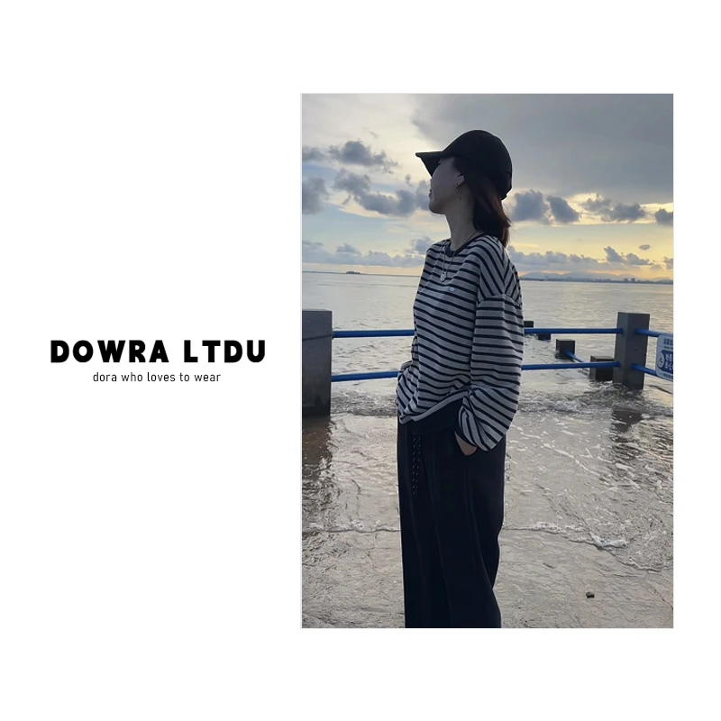 朵拉【城市倒影】2025年秋季新款圆领条纹长袖百搭卫衣女243-0171