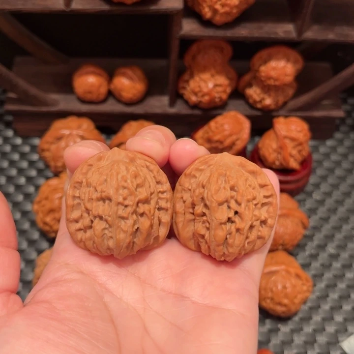 文玩核桃把件四座楼38