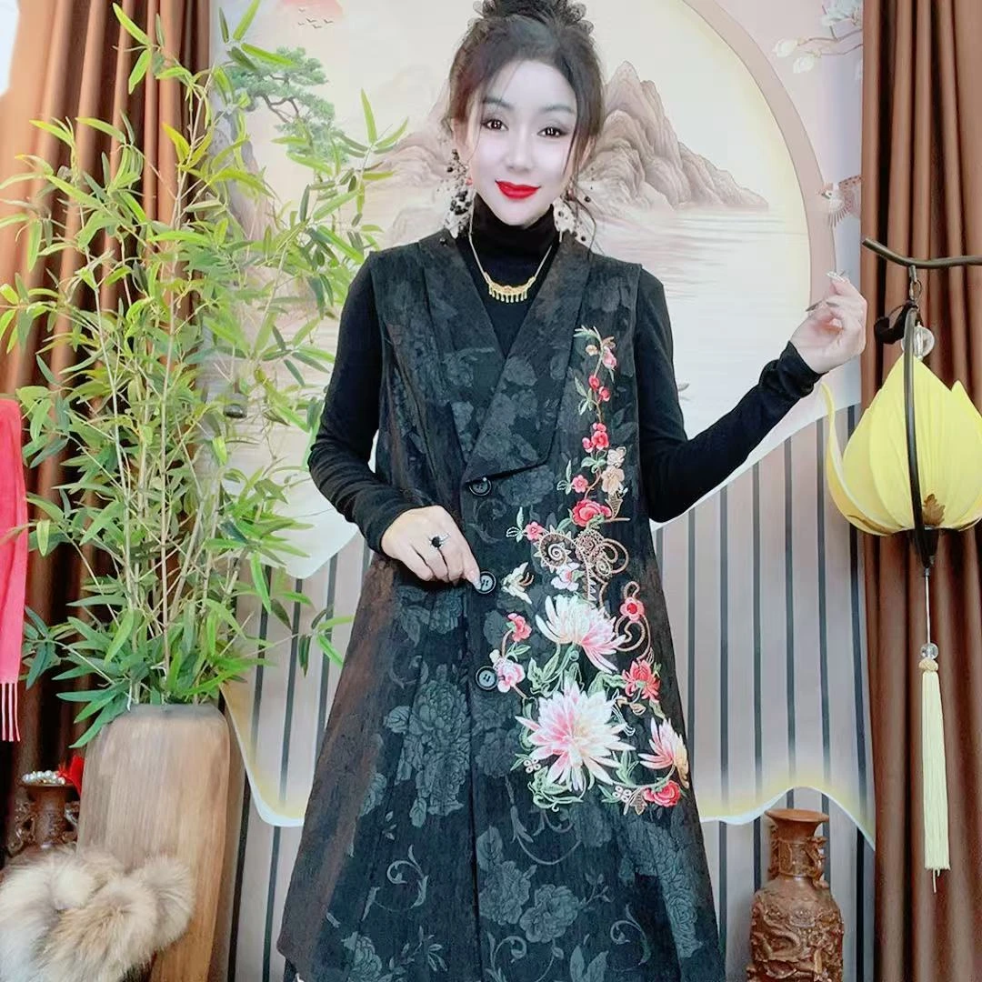 民族风重工刺绣款马甲6066