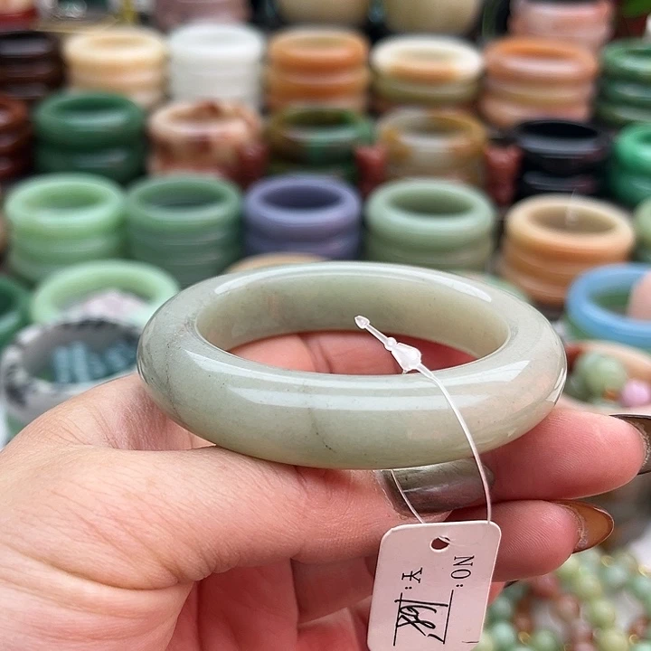 合金手镯石英质玉