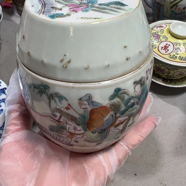 景德镇瓷器工艺品江*