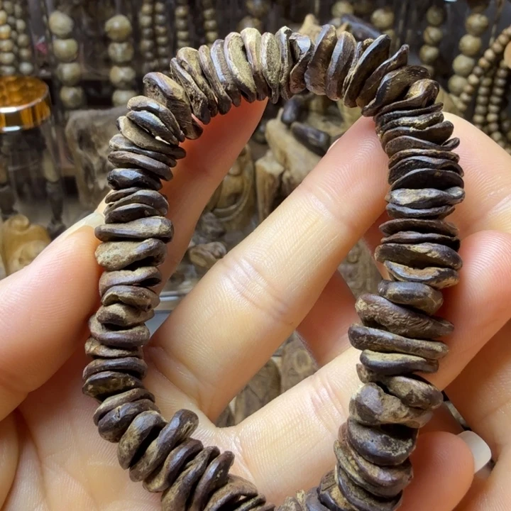 沉香碎屑沉香文莱随行沉水片片珠17.3克