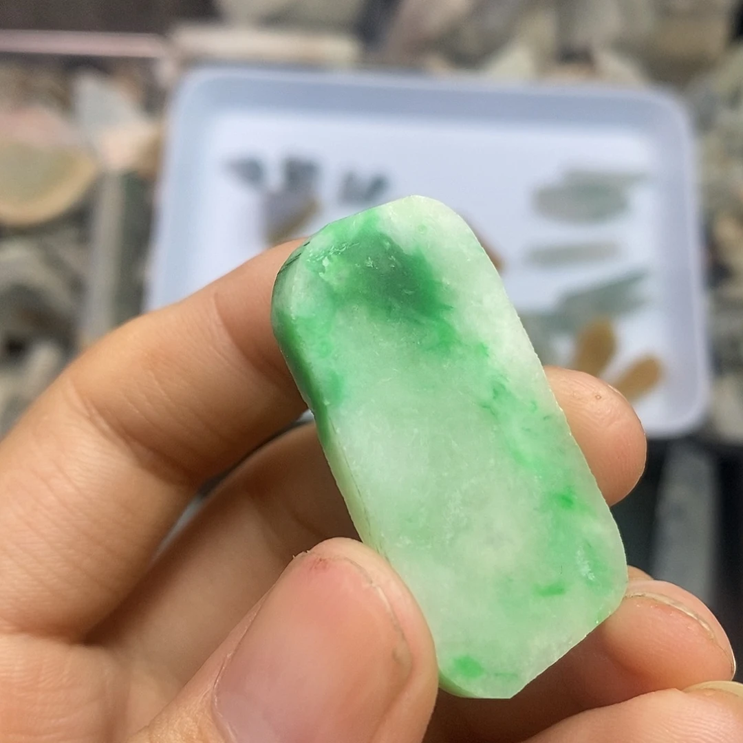 翡翠裸石缅甸翡翠A货色料