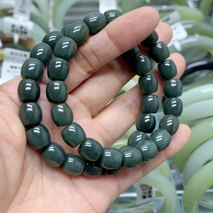 未镶嵌手镯和田玉（糖玉）
