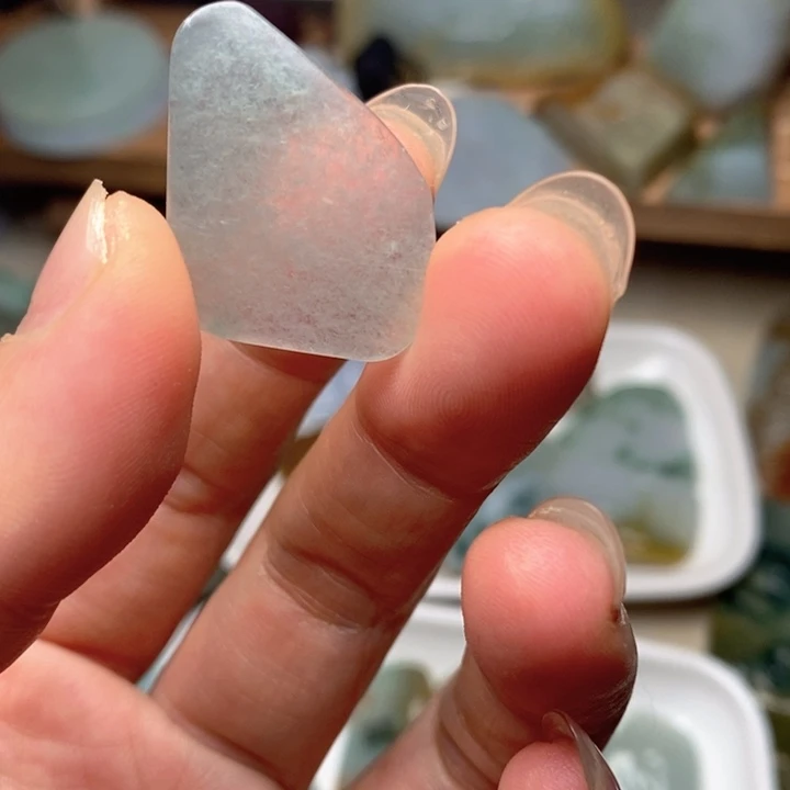 翡翠未镶嵌颈饰天然