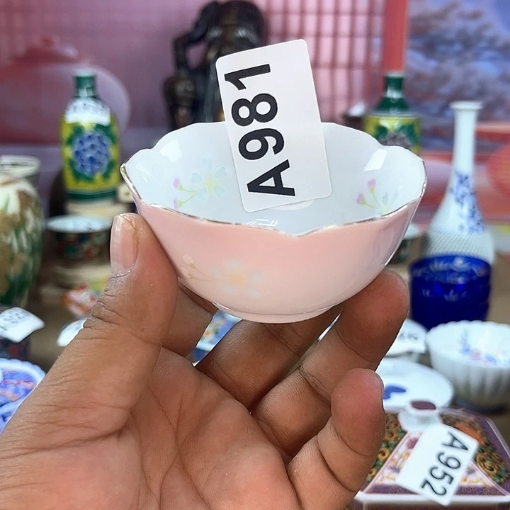 俪***瑾哈哈哈哈哈哈哈哈