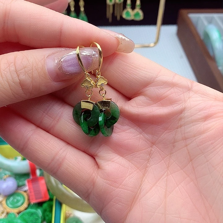 翡翠颈饰银S925镶嵌翡翠