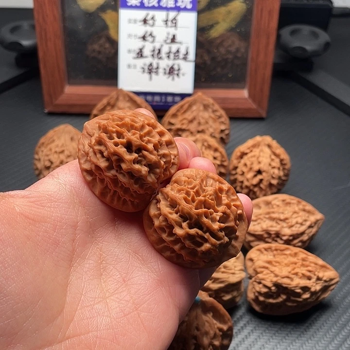 Q***茶核桃手串/手链秦岭