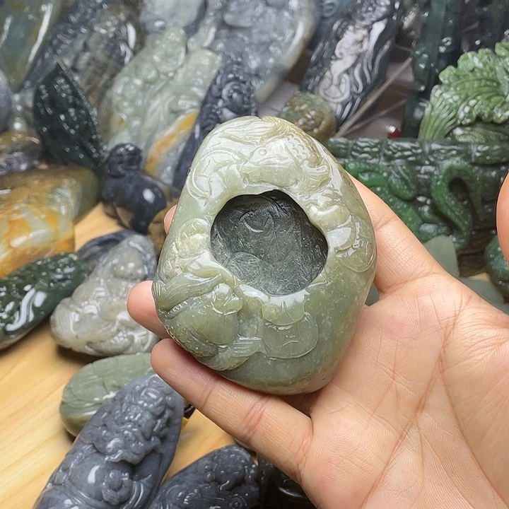 和田玉未镶嵌挂件