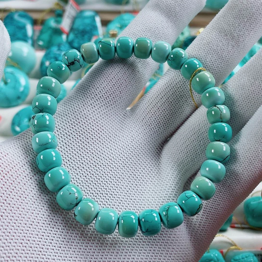 绿松石未镶嵌颈饰