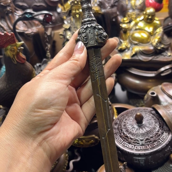 铜器摆件收收藏藏