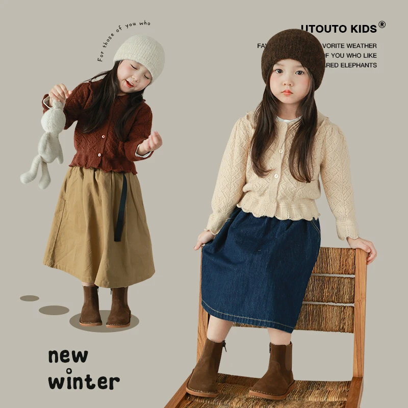 utouto大耳象女童菱格镂空花边翻领毛衣2023冬季新款2301198