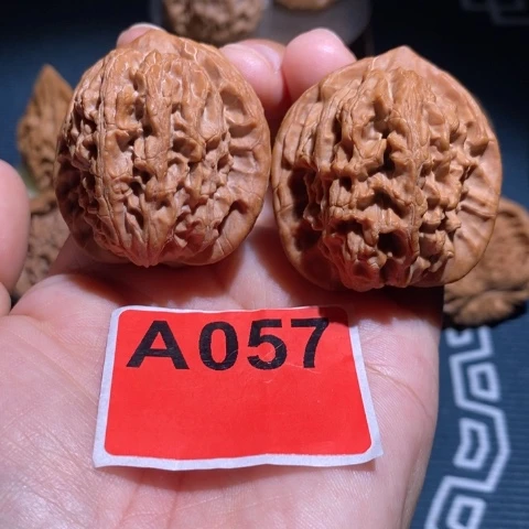 文玩核桃吊坠40马老四