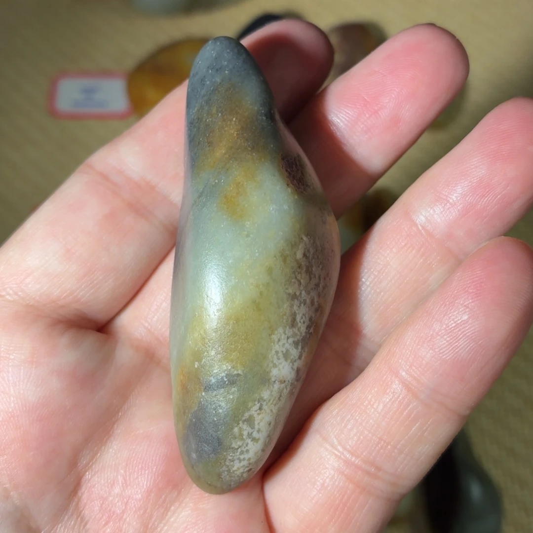 和田玉（糖玉）未镶嵌挂件54