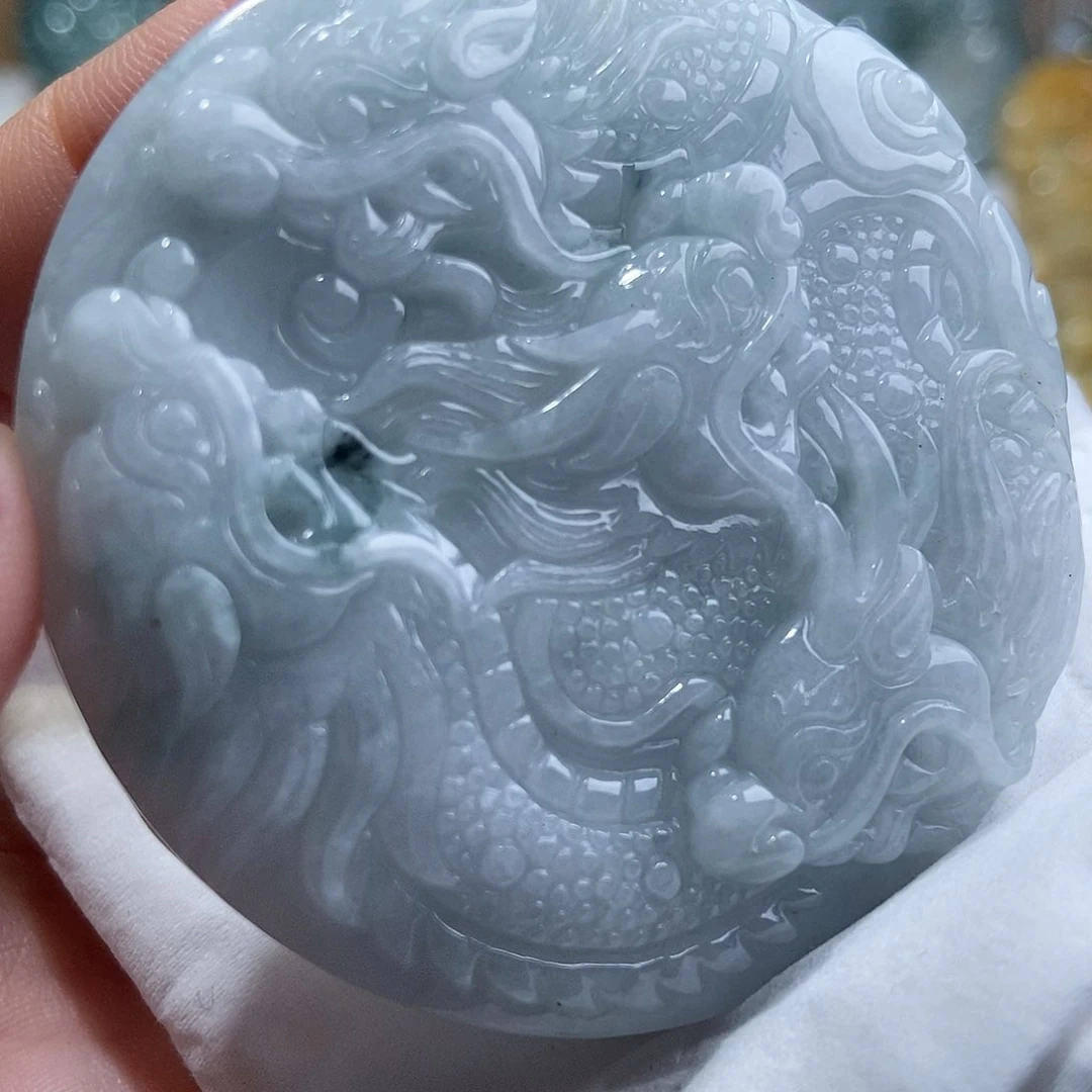 颈饰未镶嵌翡翠天然