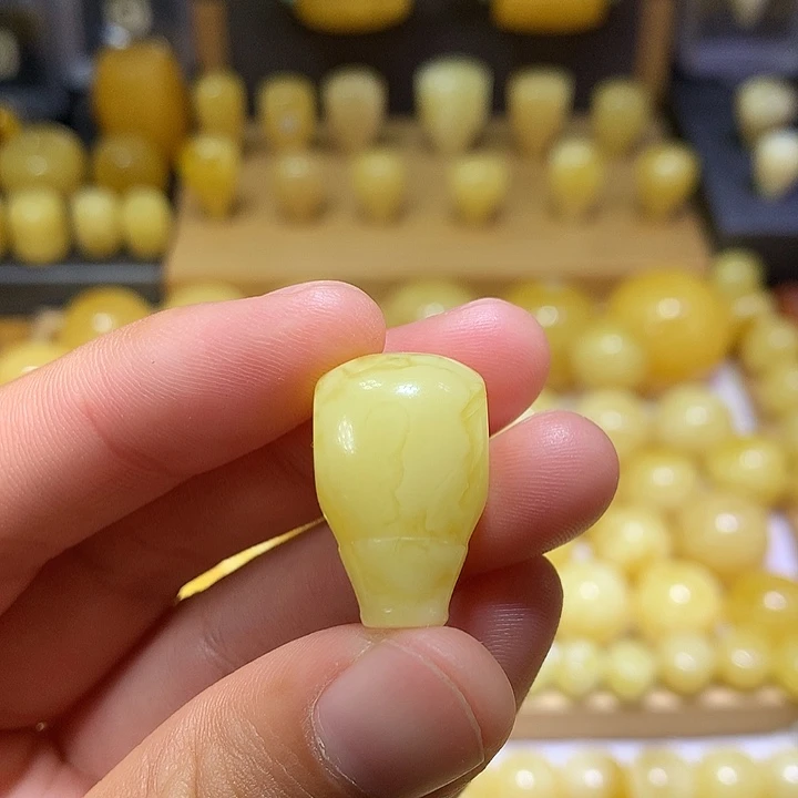 蜜蜡未镶嵌裸石天然原矿白花蜜蜡三通14.3